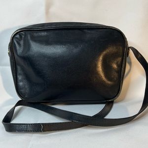 ꧁ Vintage Black/Blue Salvatore Ferragamo Smooth Leather Mini Crossbody ꧂